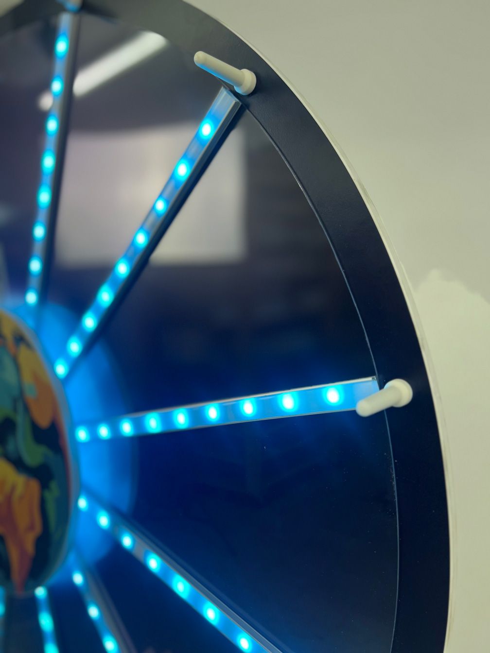 glücksrad beleuchtet mit led